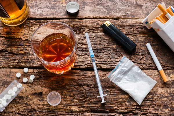Наркомания. Лечение алкогольной или наркотической зависимости. Как оно работает?